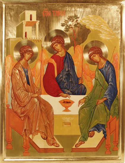 Cuando el sueño lo vencía, caía su cabeza, apoyándose en el pecho, pero se lo escuchaba murmurar dormido… -¡Señor Jesucristo, hijo de Dios, ten piedad de mí! Icono de la Santísima Trinidad