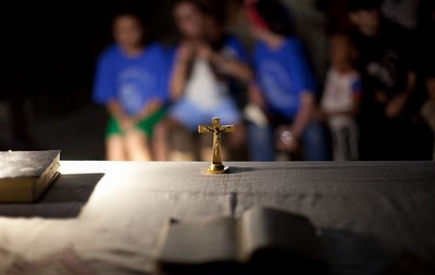 Haz click aquí para ir a un post del amigo Angelo temáticamente relacionado