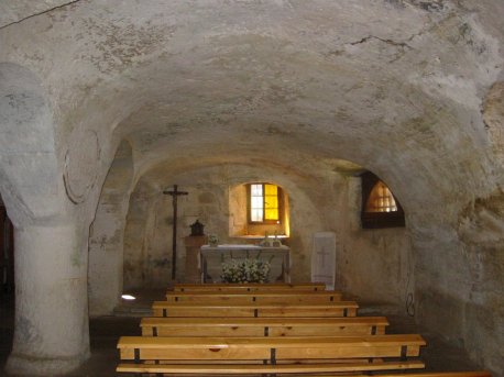 Interior de la Ermita de Santa María de Valverde