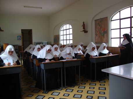 Hermanitas de los ancianos desamparados